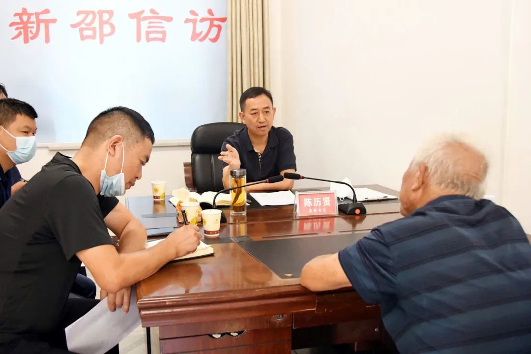 陈历贤到新邵县信访局接待来访群众_邵阳头条网