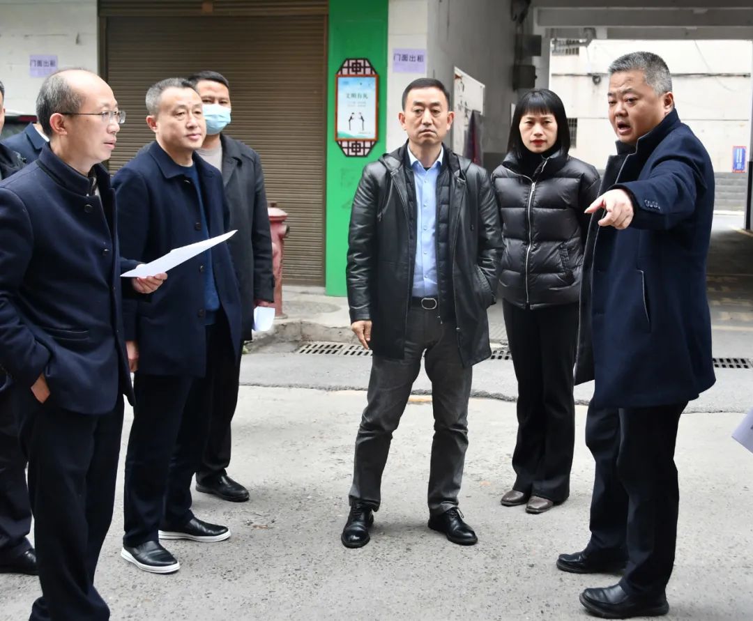 陈历贤调研新邵县城区“巩卫创文”工作_邵阳头条网