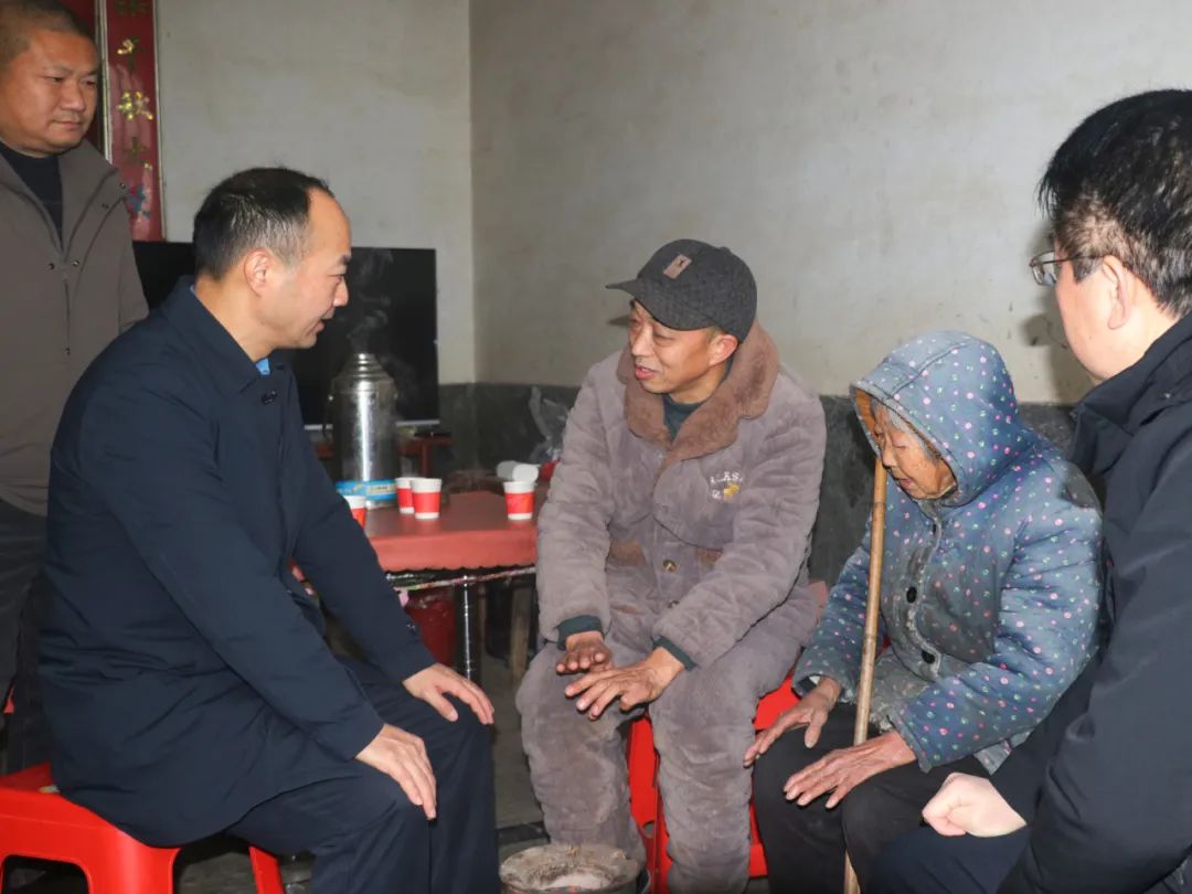 谢小军开展“迎新春送温暖”走访慰问活动_邵阳头条网