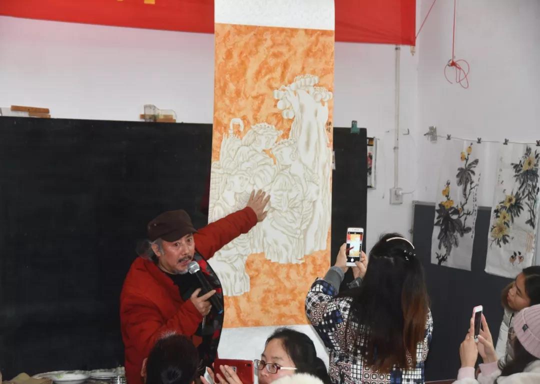 知名人物画家刘铁臂做客新邵文艺讲堂第三期(图1)