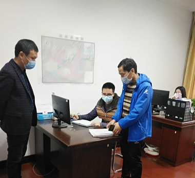 新邵县人社局：三向发力落实稳岗返还 助力企业复工复产(图1)