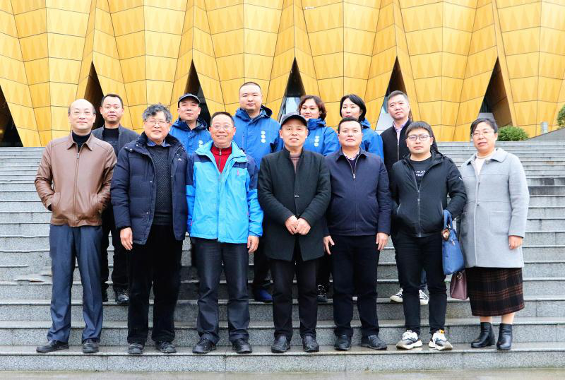 市楹联学会组织楹联家赴新邵筱溪国家湿地公园采风(图1)