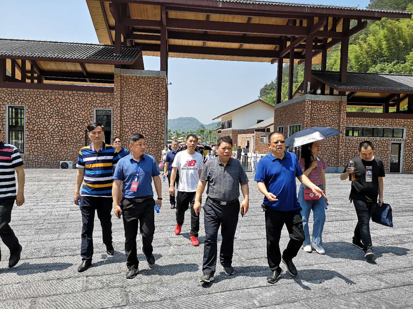 王俊到新邵县检查五一期间安全生产工作(图1)