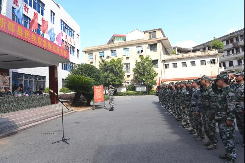 新邵吹响基干民兵整组点验集结号(图2)