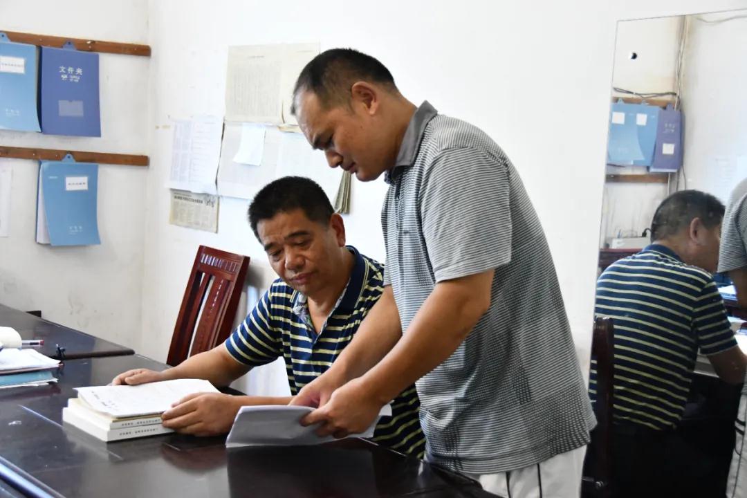对“谢师宴”说不，新邵织密纪检监督网(图2)