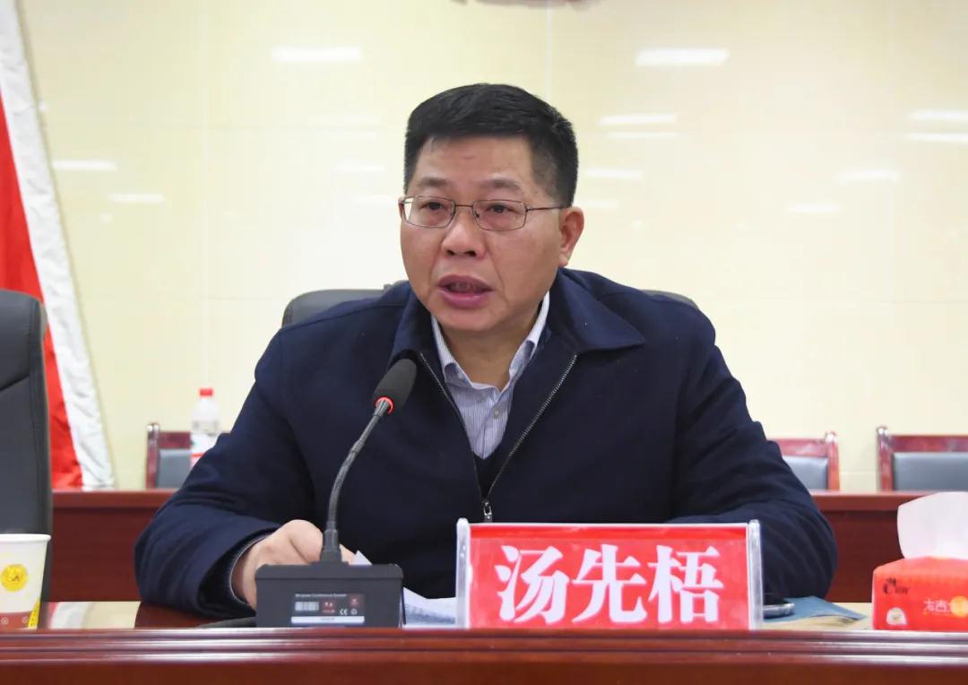 新邵县委宣讲团到小塘镇宣讲党的十九届五中全会精神(图2)