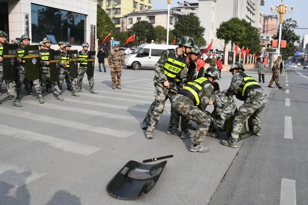 新邵人武部吹响新年度练兵号角(图1)