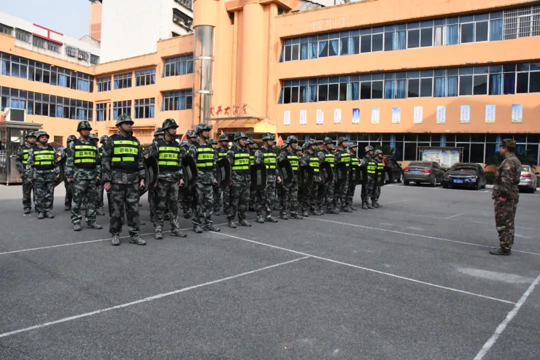 新邵人武部吹响新年度练兵号角(图2)