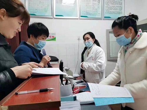 新邵市监局联合开展疫苗专项检查(图1)