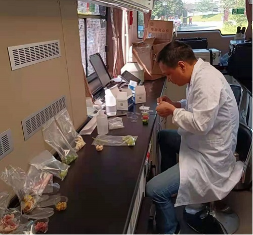 新邵县市场监管局为高考保驾护航(图1)