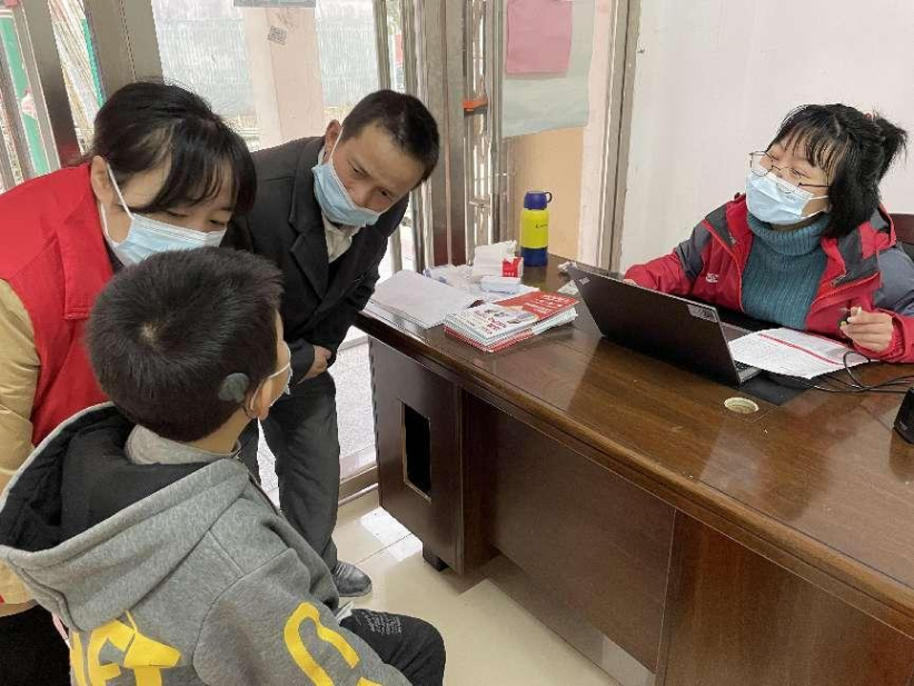 新邵县残联开展全国“爱耳日”宣传活动(图2)