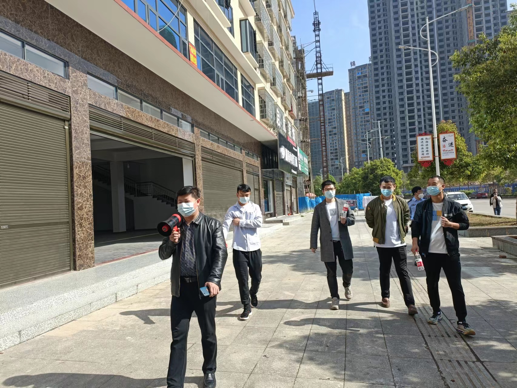新邵县应急管理局 织密疫情“防护网”，筑牢安全“防火墙”(图1)