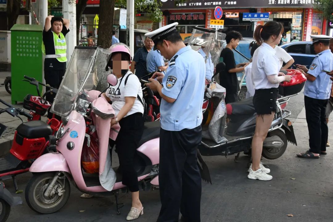 新邵：交通秩序整治无死角 道路违法案例大曝光(图1)