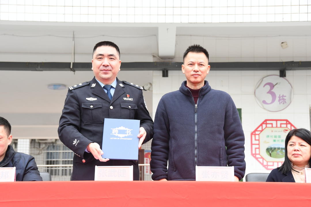 新邵公安精准化普法 助推小学生法治教育(图2)