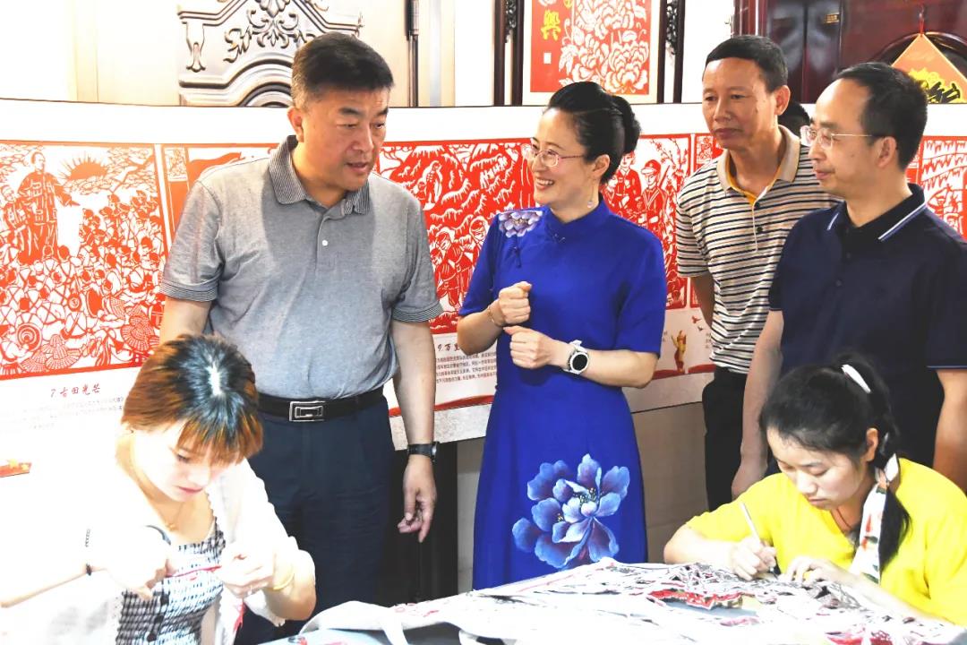 李民调研新邵县政协委员工作室建设(图1)