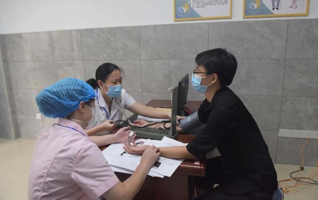 新邵2021年秋季征兵体检启动(图1)