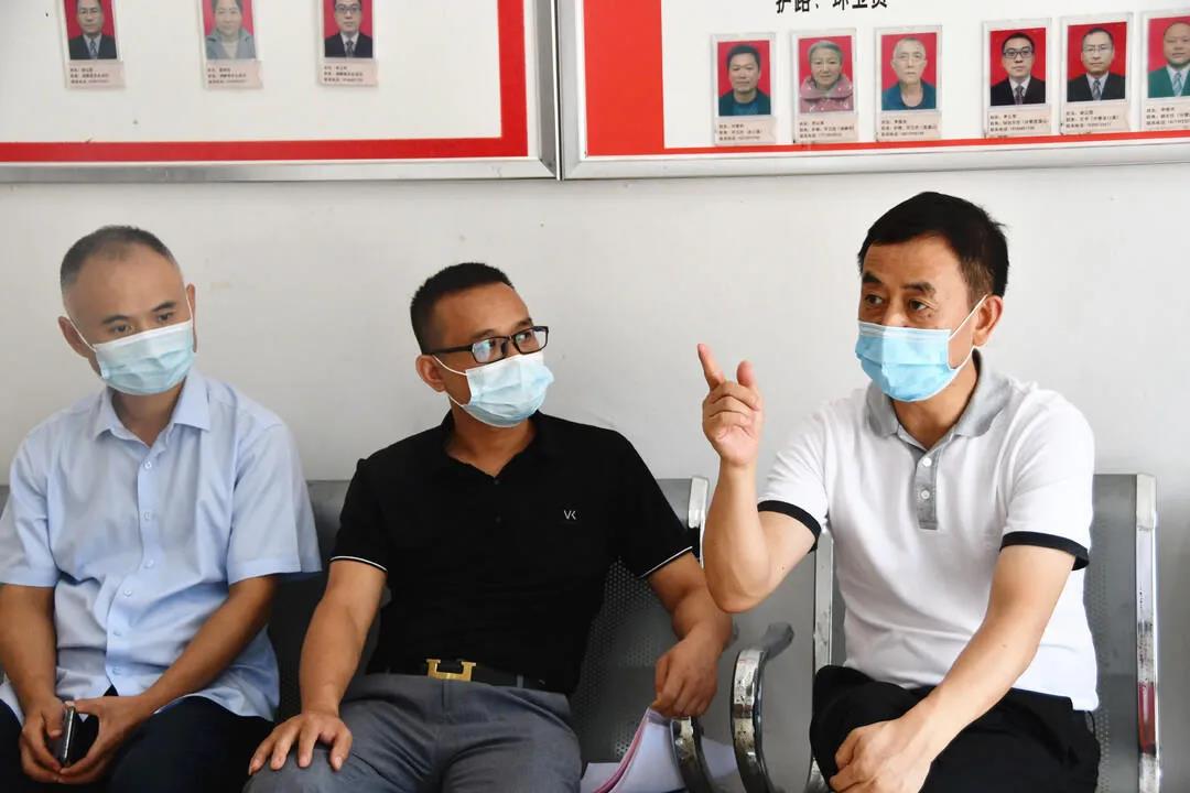 陈历贤督查指导乡镇疫情防控工作(图4)
