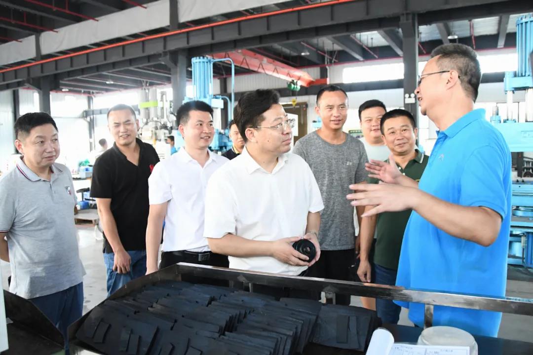 集中调研指导基层工作，贺朝晖提出这些要求(图4)