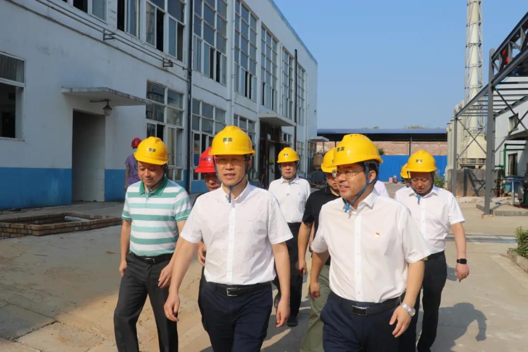 省证监局局长李宇白调研指导新邵企业上市工作(图1)
