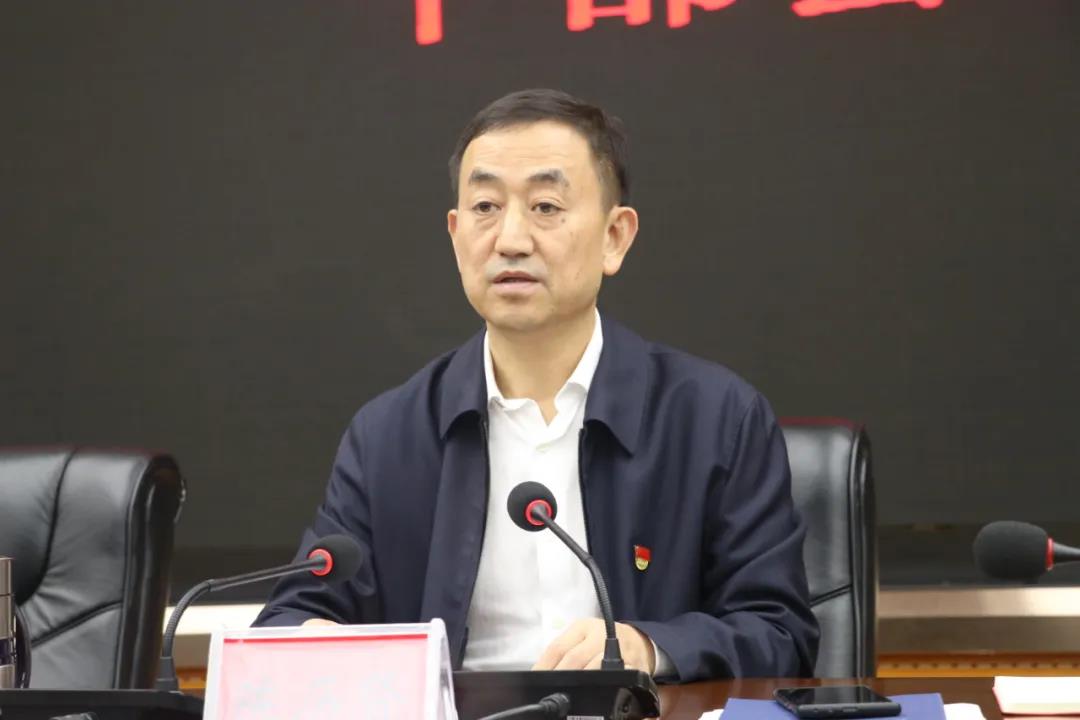 新邵县新任县级领导干部会议召开，陈历贤殷切寄语(图2)