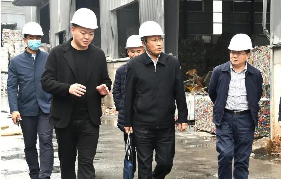 省委统战部来新邵开展综合督查(图2)