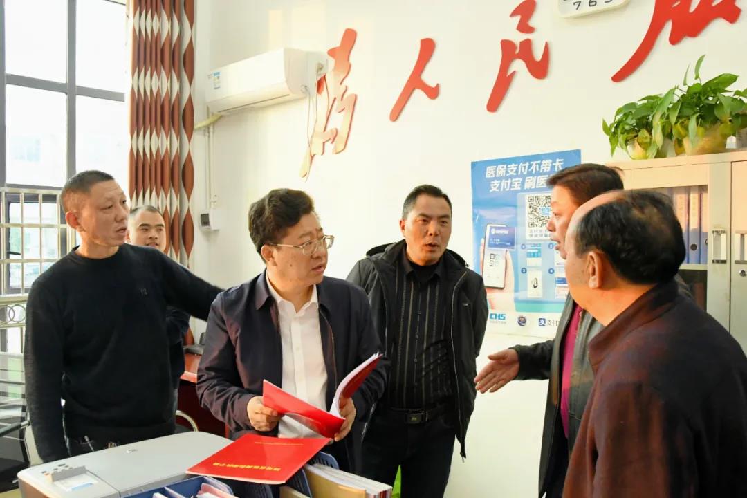 贺朝晖调研督导乡村振兴工作(图1)