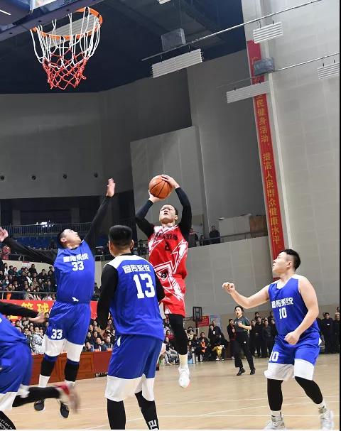2021年新邵县“白水洞杯”干部职工篮球赛圆满落幕(图4)