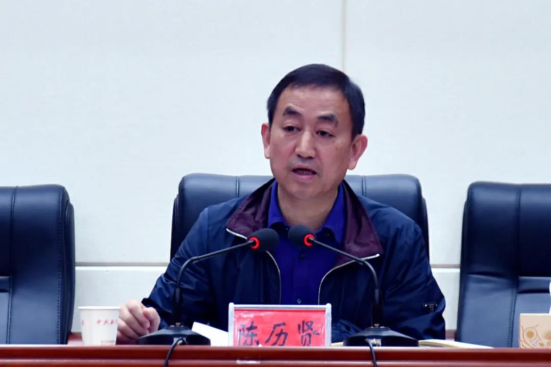 新邵召开学习贯彻党的十九届六中全会精神市委宣讲团报告会暨2021年12月份县委理论学习中心组(扩大)集中学习会议(图3)