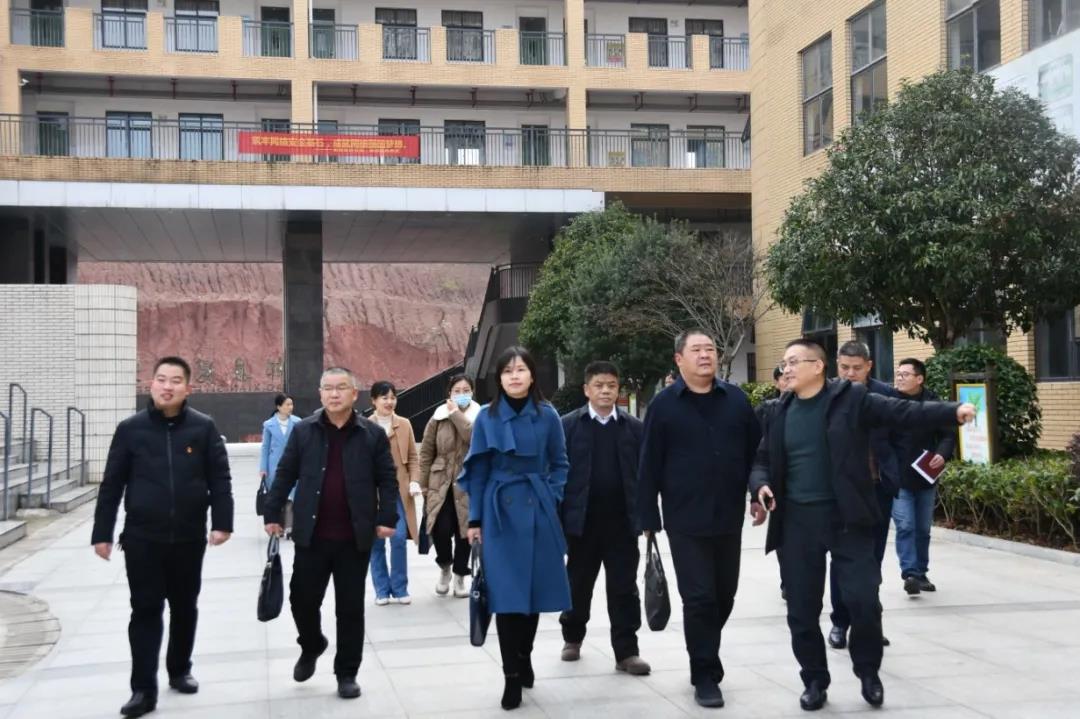 新邵县人民政府及党政主要领导干部履行教育职责接受督导评估(图3)