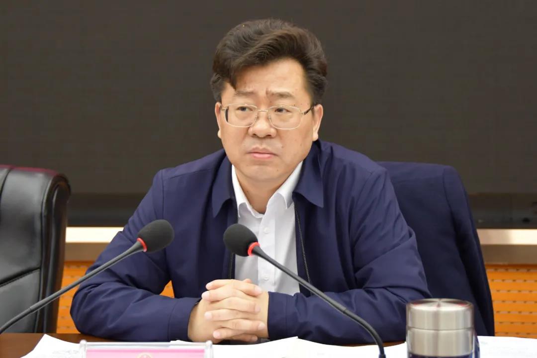 新邵召开2022年县委常委会(扩大)第5次会议和县政府第4次常务会议(图4)