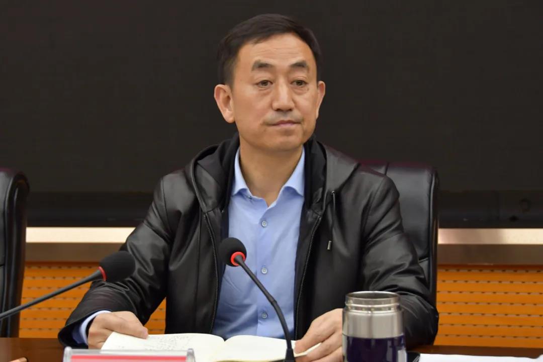 新邵召开2022年县委常委会(扩大)第5次会议和县政府第4次常务会议(图2)