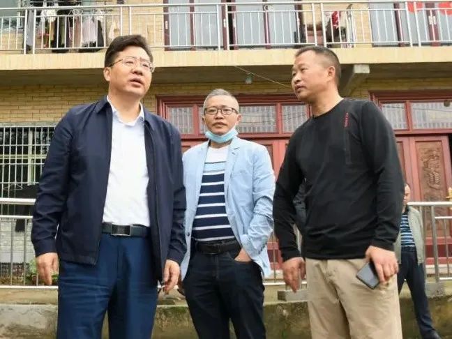 贺朝晖调研督导重点防洪工程建设(图1)