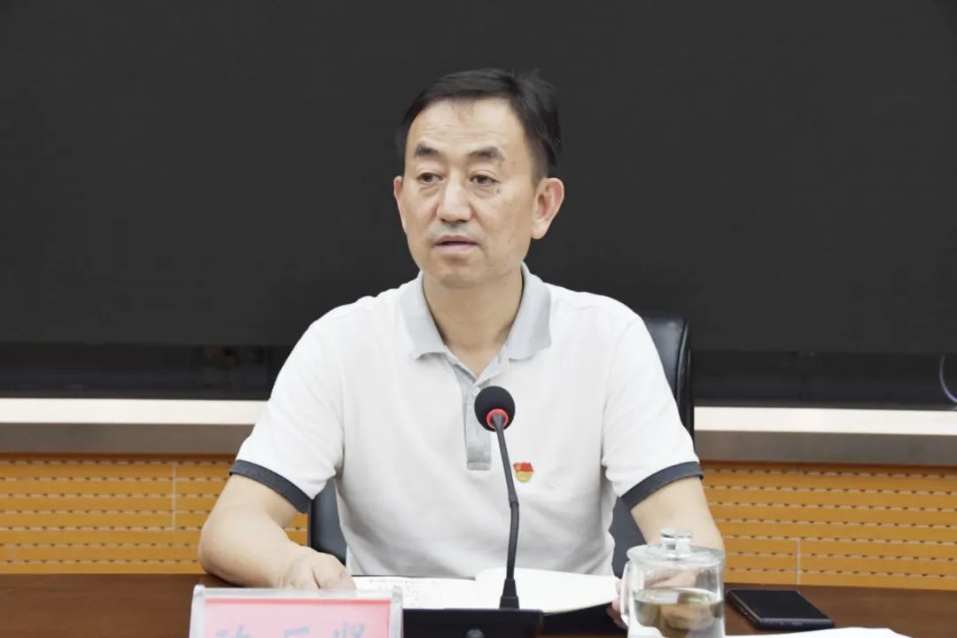 新邵县委办公室举行“星期一夜校”暨主题党日活动(图2)