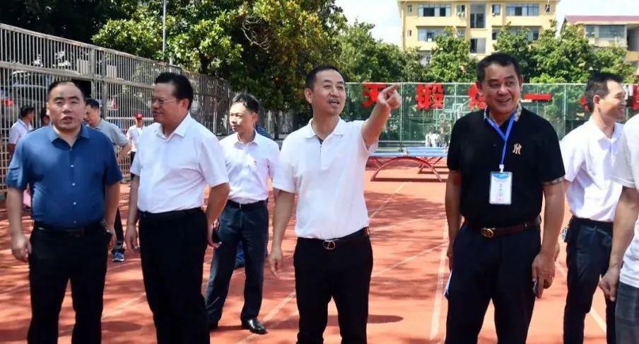 陈历贤调研市第五届少数民族传统体育运动会筹备工作(图2)