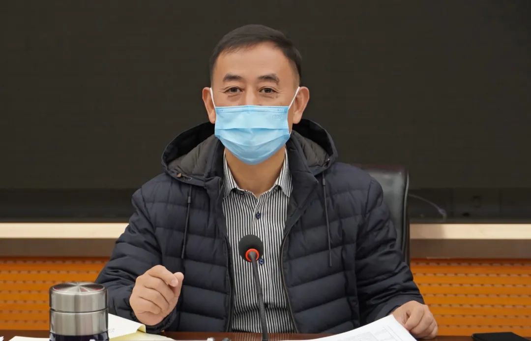 新邵县委经济工作务虚会召开:汇聚各方智慧 谋划明年发展(图2)
