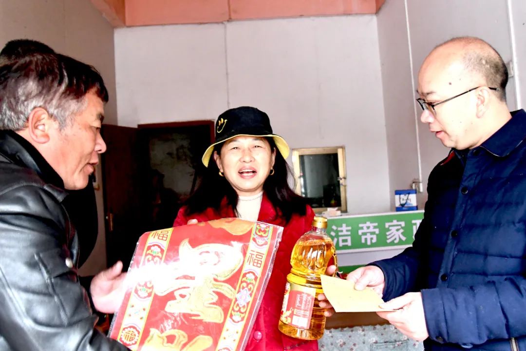 市县领导在新邵开展送温暖走访慰问活动(图5)