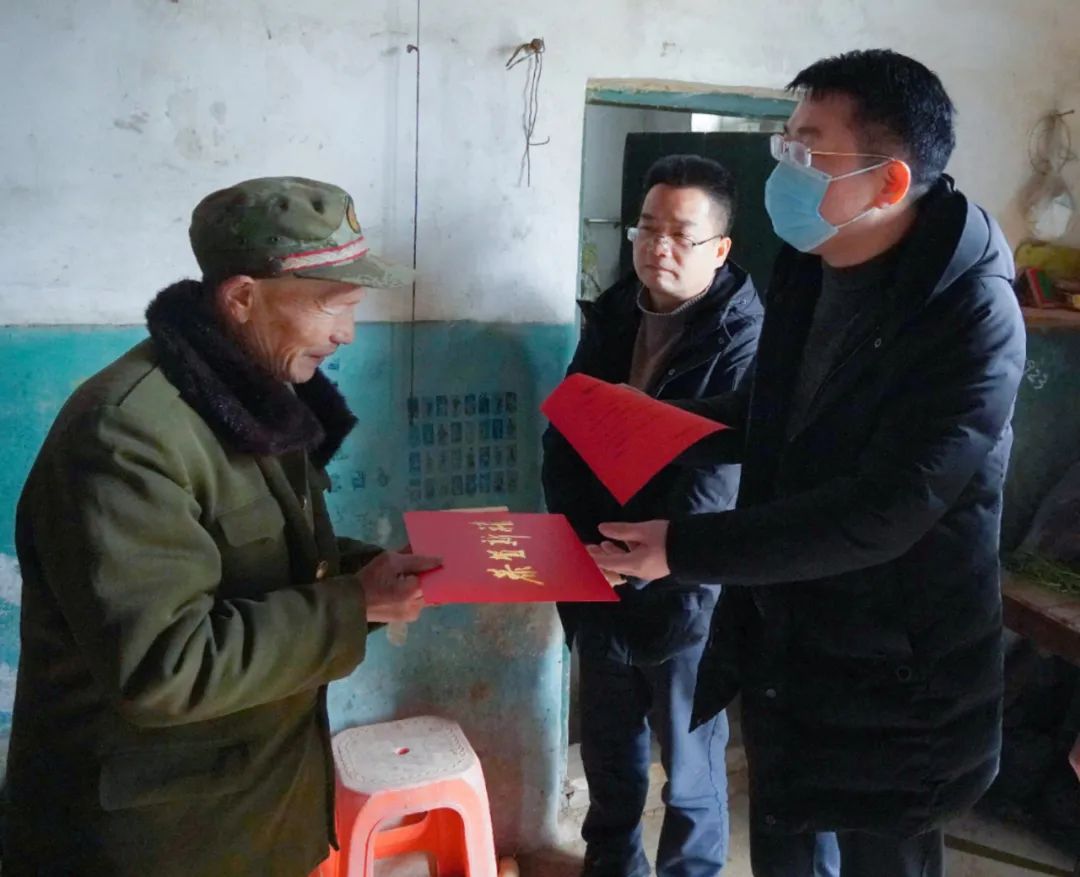 岁寒情深，新邵县领导持续开展送温暖活动(图6)