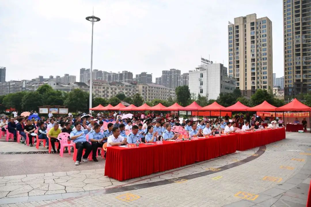 新邵“安全生产月”活动丰富多彩(图3)