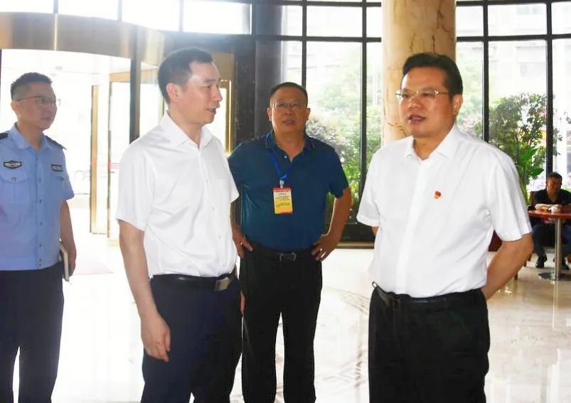 新邵:营造优良考试环境,全力护航高考(图2)