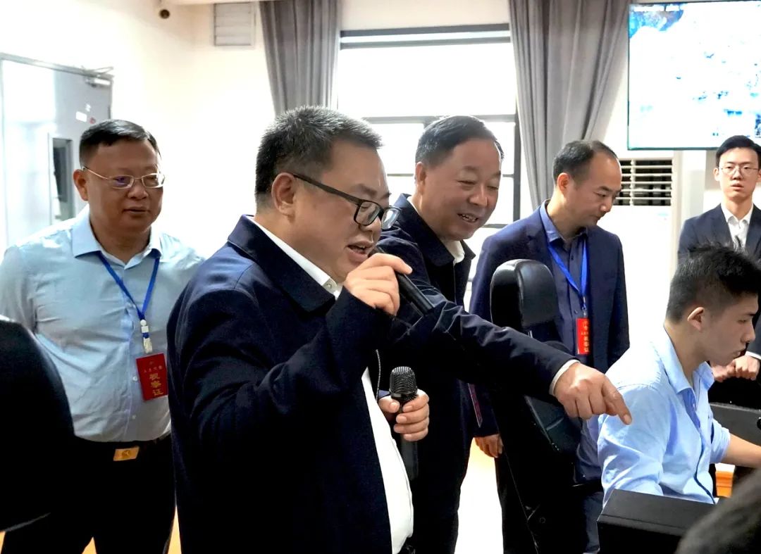 省、市、县人大代表在新邵开展综合视察(图2)