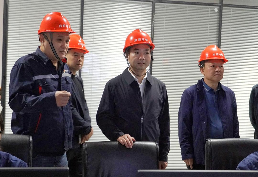 谢小军调研重点项目建设情况(图2)