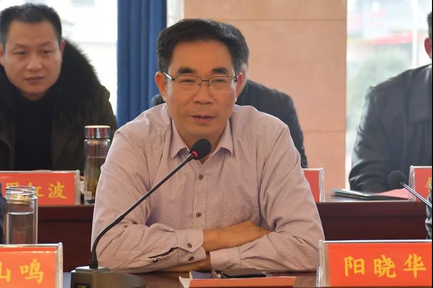 新邵拟将陈家坊镇打造成服装特色小镇(图2)