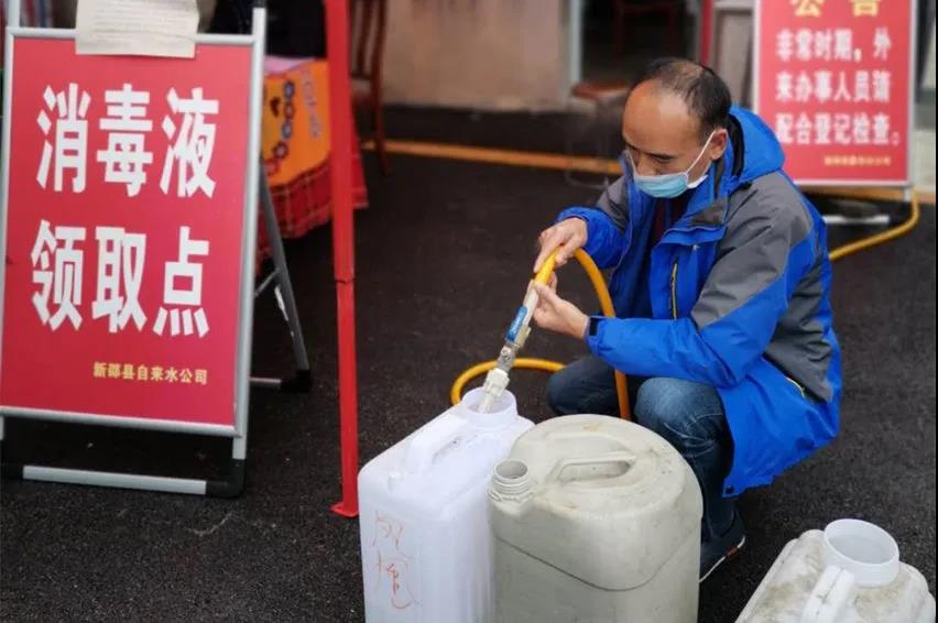 新邵县自来水公司雀塘营业所所长孙健明疫情期间敬业奉献任劳任怨(图1)