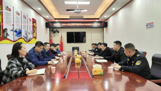 夏业伟调研督导陈家坊镇清廉市场建设(图3)