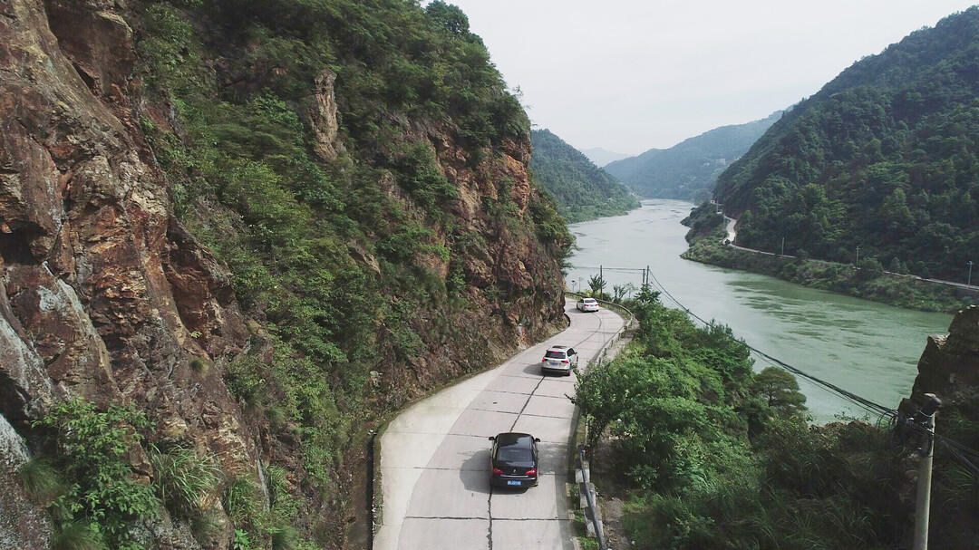 新邵大新镇：路通民心 旅游兴镇(图3)